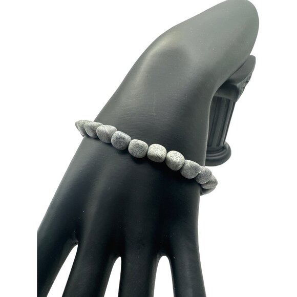 Gray Beaded Stretch Bracelet With Black Accent Stone - Picture 3 of 5